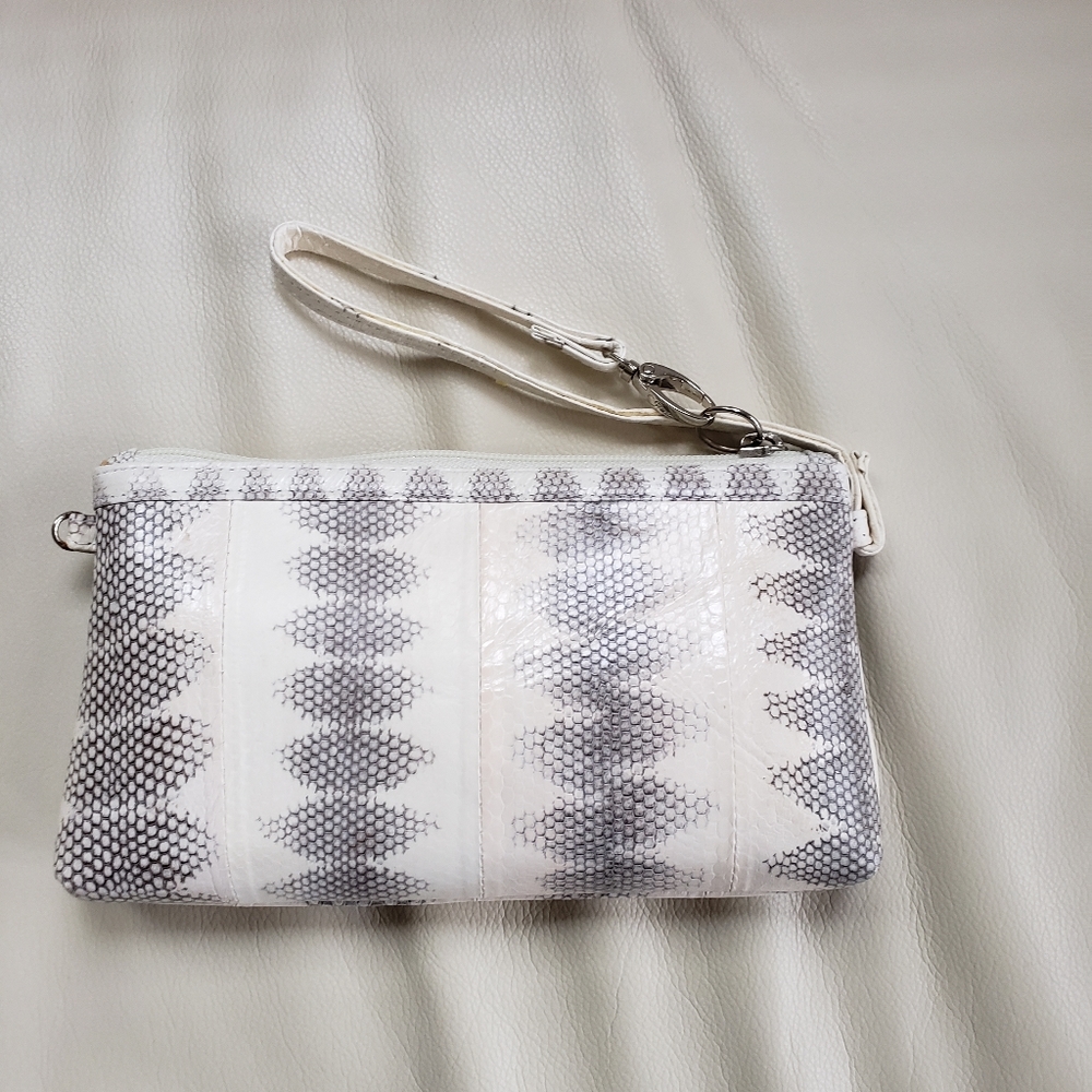 Bag - Picture 2 of 7